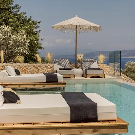 Nekyra Villa *