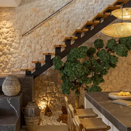 Nekyra Villa *